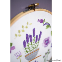 Vervaco Stickpackung mit Stickrahmen "Lavendel", Stickbild vorgezeichnet