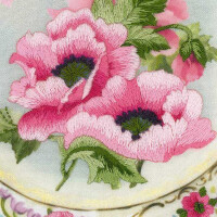 Conjunto de diseño de bordado Riolis punto de satén "Placa con amapolas rosas", diseño de bordado dibujado