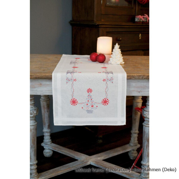 Conjunto de bordados para el camino de mesa Vervaco "Christmassy Red/Grey", patrón de bordado dibujado