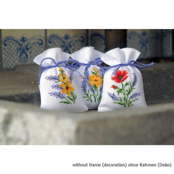 Vervaco Kräutertütchen "Blumen und Lavendel 3er Set", Zählmuster
