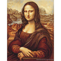 Eine digitale Darstellung von Leonardo da Vincis „Mona Lisa“, neu interpretiert als Meisterwerk von Lucas Stickpackung. Das weibliche Motiv mit heiterem Gesichtsausdruck, braunem Haar und dunkler Kleidung sitzt vor einer Kulisse aus gewundenen Pfaden, Gewässern und schroffen Bergen. Die Farben sind warm und gedämpft.