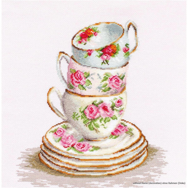Luca-S counted Cross Stitch kit "3 Stacked Tea Cups", 25x28,5cm, DIY