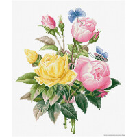 Een kruissteekkunstwerk met een boeket opvallende gele en roze rozen en groene bladeren. Een lichtblauwe vlinder zit op een van de roze rozen en een andere vlinder zweeft ernaast. De achtergrond is een eenvoudig wit raster, typisch voor een kruissteekpatroon uit een Luca-s borduurpakket.