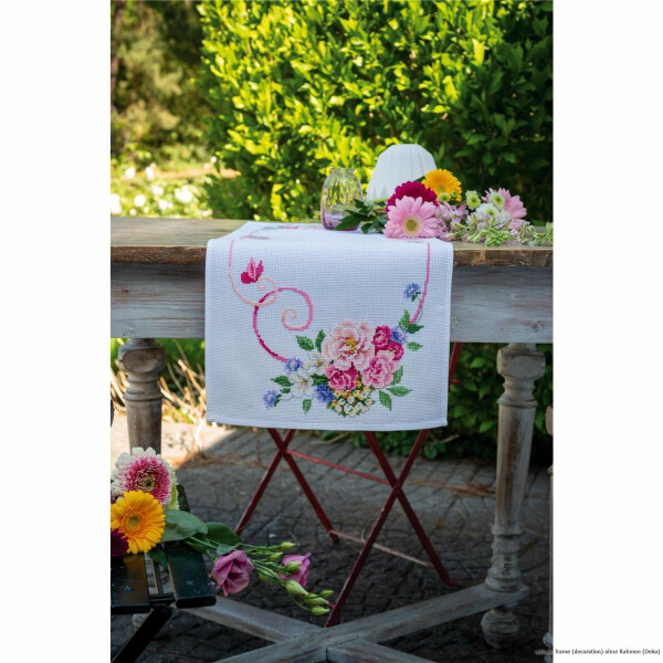 Vervaco table runner cross stitch kit "Classic flowers bouquet", counted, DIY