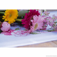 Vervaco bedruckter Tischläufer Kreuzstichset "Blumen und Schmetterlinge", Bild vorgezeichnet