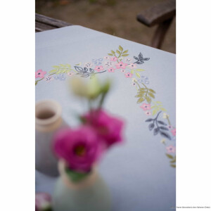 Vervaco bedruckte Tischdecke Plattstichset "Blumen und Blätter", Bild vorgezeichnet
