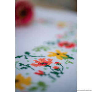 Vervaco bedruckte Tischdecke Kreuzstichset "frische Blumen", Bild vorgezeichnet