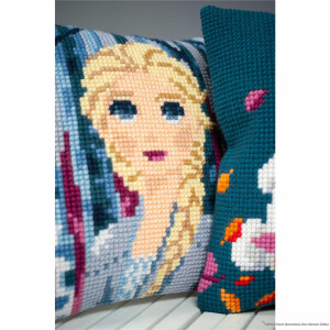 Подушка для вышивания крестом Vervaco "Disney Frozen...