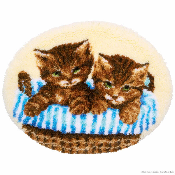 Vervaco Latch hook kit shaped rug "Kittens in basket"