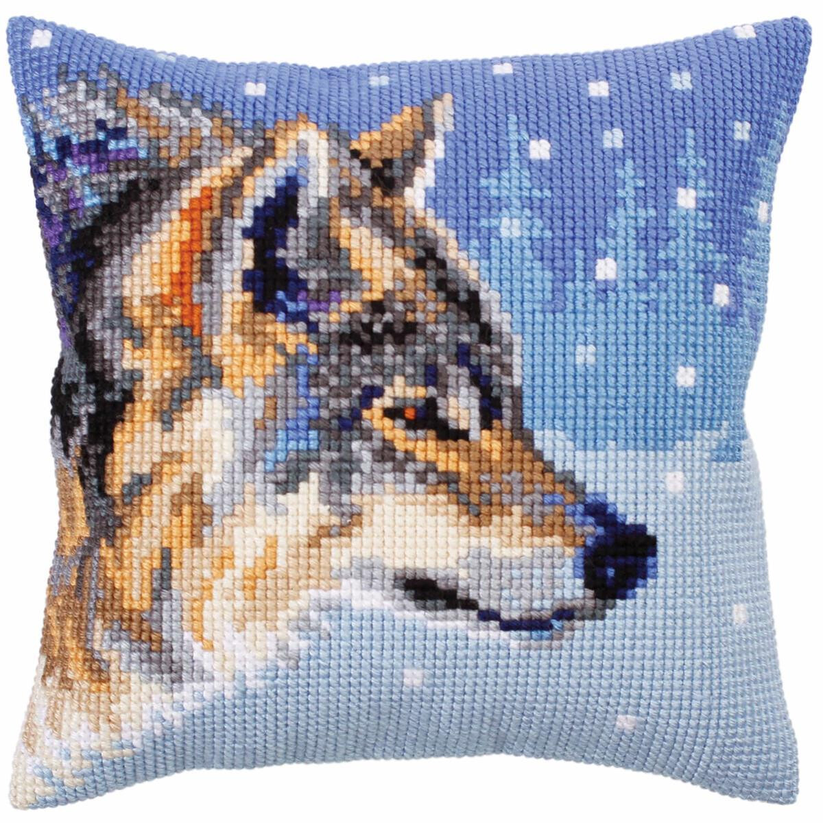 CdA stamped cross stitch kit cushion "Winter animals...