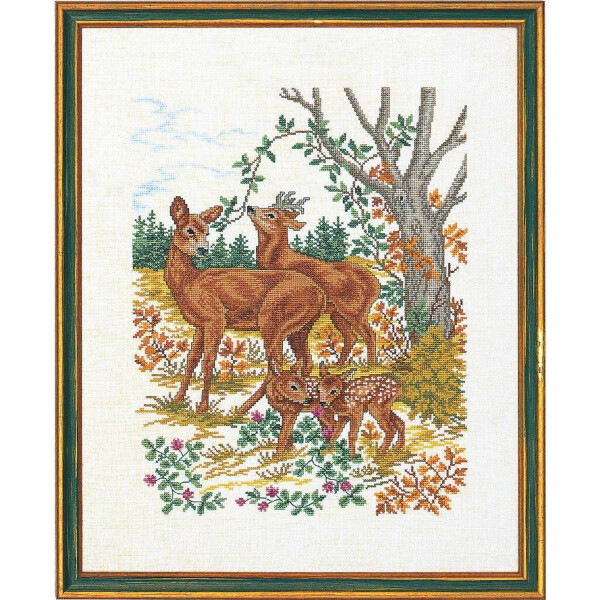 Eva Rosenstand kruissteekset "Hert", telpatroon, 40x50cm