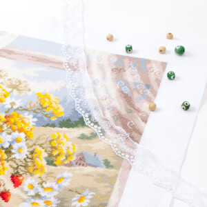 Magic Needle Zweigart Edition counted cross stitch kit "Honey Favor", 32x40cm, DIY