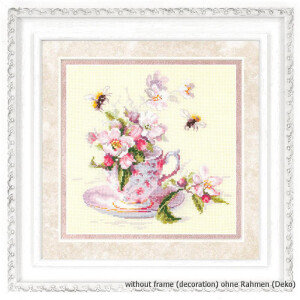 Magic Needle Zweigart Edition counted cross stitch kit "Cup and Blossom", 21x21cm, DIY