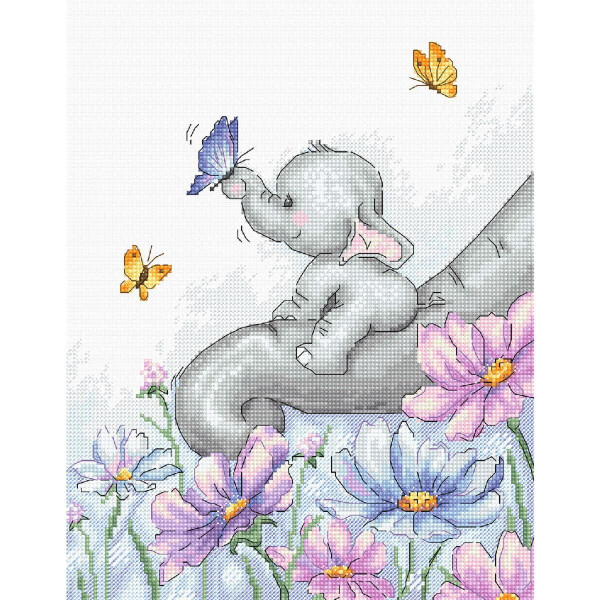 В дизайне набора для вышивания Luca-s изображен милый серый слоненок, держащий хоботом голубую бабочку, в окружении больших красочных цветов в розовых и фиолетовых тонах. Рядом летают оранжевые бабочки, создавая очаровательную сцену, полную ярких красок и игривых деталей.