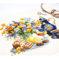 Magic Needle Zweigart Edition counted cross stitch kit "The best tradition", 38x29cm, DIY
