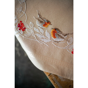 Vervaco stamped cross stitch kit tablechloth "Rotkehlchen im Winter", 80x80cm, DIY