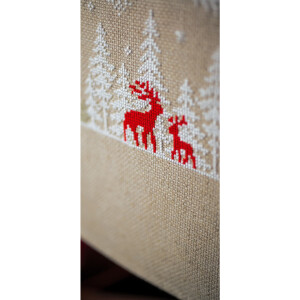Vervaco counted cross stitch kit tablechloth "Winter im Wald", 29x102cm, DIY