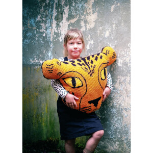 Auslaufmodell Vervaco Kreuzstichkissen mit Kissenrücken "Eva Mouton Little Gepard", Stickbild vorgezeichnet, 66x49cm
