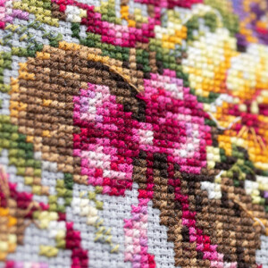 Magic Needle Zweigart Edition counted cross stitch kit "Pansy Bouquet", 21x15cm, DIY