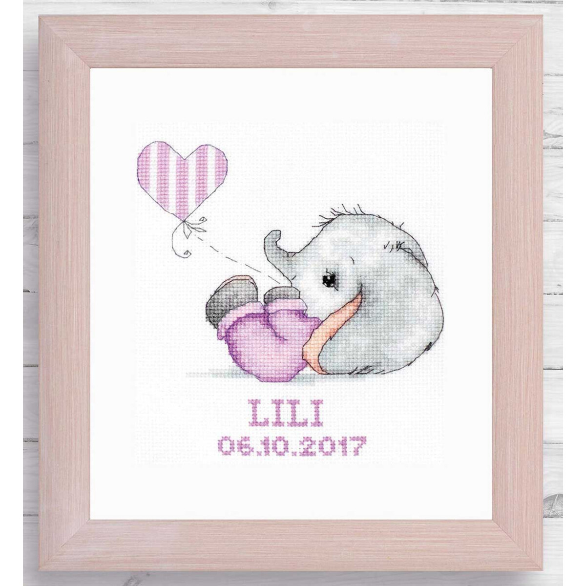 Luca-S counted cross stitch kit with frame "Baby...
