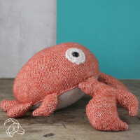 Hardicraft Knitting kit Amigurumi "Karel Crab", 25cm, with cotton yarn and stuffing material, DIY