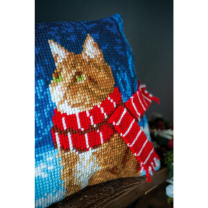 Подушка для вышивания крестом Vervaco "Кошка с...