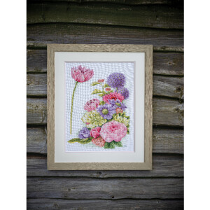 Lanarte counted cross stitch kit "Floral cotton candy Marjolein Bastin Evenweave", 32x48cm, DIY