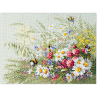 Magic Needle Zweigart Edition counted cross stitch kit "Daisies and Clover", 40x30cm, DIY