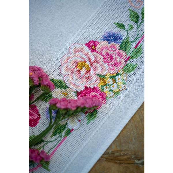 Vervaco Mantel Kit de Punto de Cruz Contado "Flores y Mariposas Clásicas", DIY, 80x80cm