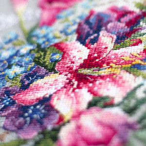 Magic Needle Набор для вышивания крестом "Тюльпаны и лилии", счетная схема, 18х26см