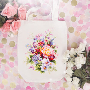 Magic Needle Zweigart Edition counted cross stitch kit "Summer Flowers", 19x26cm, DIY