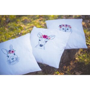 Vervaco stamped satin stitch kit "Rabbit with flowers", Diam 24cm, DIY