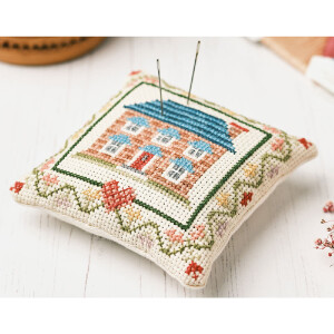 Anchor counted cross stitch kit "Heritage Pin...