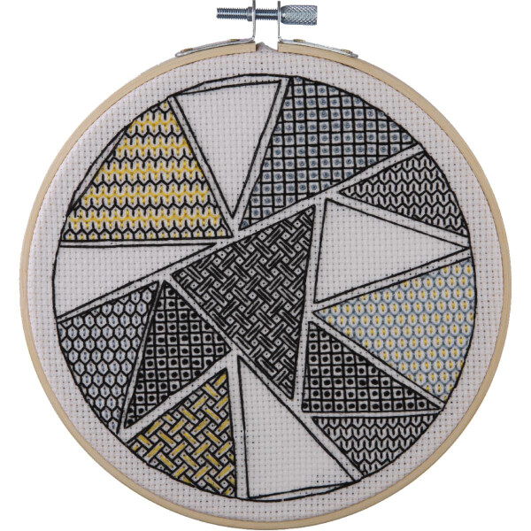 Anchor counted blackwork stitch kit "Geometric Triangles", Diam 13cm, DIY