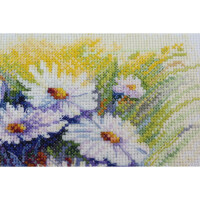 Abris Art counted cross stitch kit "Watercolour camomiles", 18x24cm, DIY