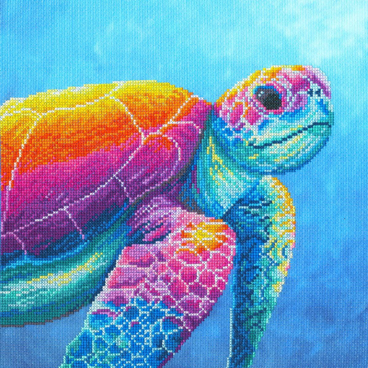 Яркая иллюстрация морской черепахи на голубом фоне...