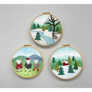 Bothy Threads felt embroidery with wooden hoop, printed background "Cottage In the Woods", EFE2, Diam 15cm, DIY