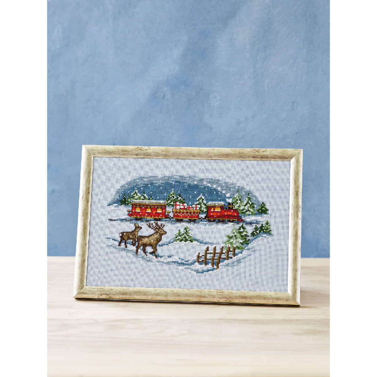 Permin counted cross stitch kit "Red christmas train...