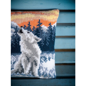 Vervaco stamped cross stitch kit cushion "Wolf in winter", 40x40cm, DIY