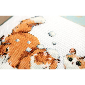 Letistitch counted cross stitch kit "Winter Kitties", 21x13cm, DIY