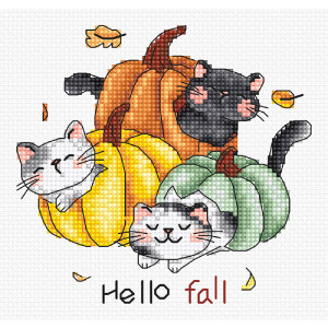 Drei süße, cartoonhafte Katzen spielen zwischen verschiedenfarbigen Kürbissen im Pixel-Art-Stil. Eine graue Katze sitzt in einem gelben Kürbis, eine schwarze Katze lugt aus einem orangefarbenen Kürbis hervor und eine weiße Katze ruht in einem grünen Kürbis. Um sie herum fallende Herbstblätter. Der Text darunter lautet „Hallo Herbst“. Dieses Design wäre eine entzückende Stickpackung für jeden Letistitch-Fan.