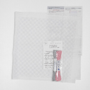 Olympus stamped Hitomezashi Sashiko stitch kit "Hana Fukin Plaid", 34x34cm, Original from Japan