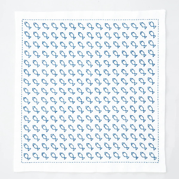 Kit punto Hitomezashi Sashiko stampato Olympus "Hana Fukin Fish", 34x34 cm, originale dal Giappone
