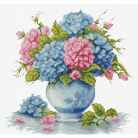 Luca-S counted cross stitch kit "Vase with Hydrangea", 26x26cm, DIY