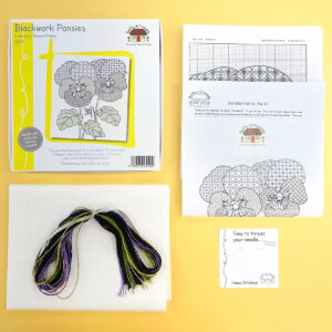 Bothy Threads counted blackwork stitch kit "Pansies", XBW9, 28x31cm, DIY