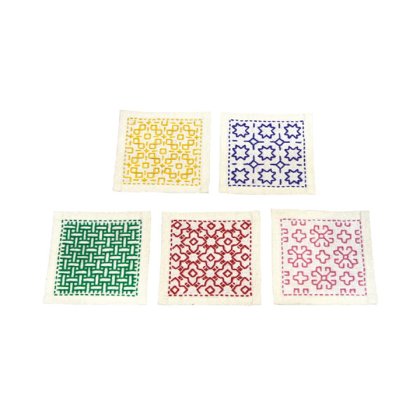 Olympus stamped Hitomezashi Sashiko stitch kit "Coasters ecru 5pcs", 10x10cm, Original from Japan