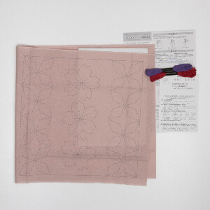 Kit de point Sashiko estampillé Olympus "Hana Fukin Cherry Blossom and Kaku-shippou", 33x33cm, Original du Japon