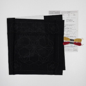 Olympus stamped Sashiko stitch kit "Hana Fukin Camellia and TobiAsanoha", 33x33cm, Original from Japan