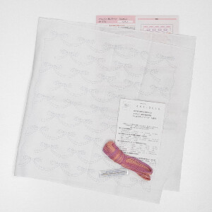 Kit de point Sashiko estampillé Olympus "Hana Fukin Pop Designs Ribbons", 34x34cm, Original du Japon