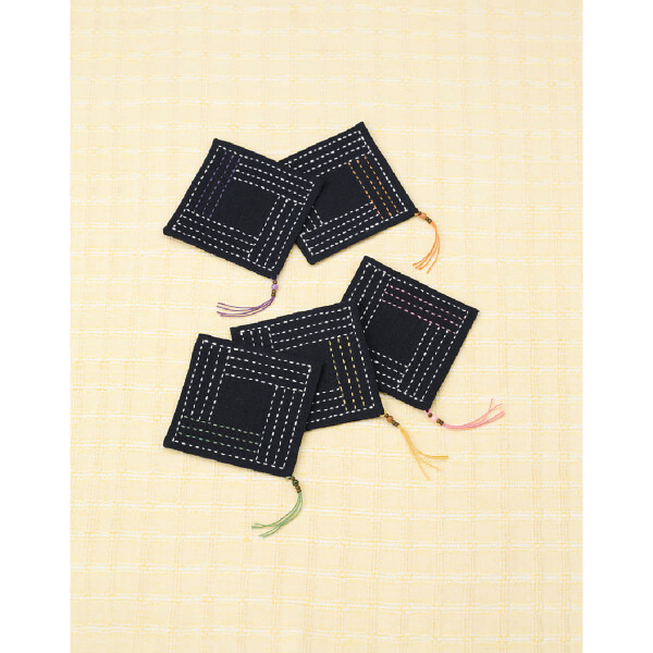 Olympus Sashiko Stickpackung "Untersetzer oder Aufbewahrungstassche 5er Set", Stoff bedruckt, 11x11cm, Original aus Japan